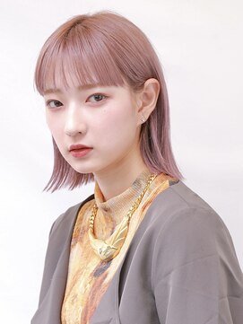 ピークアブー 銀座中央通り(PEEK-A-BOO) 切りっぱなしボブ前髪顔周り似合わせイメチェンピンクブラウン