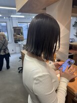 バド(bado)&nbsp;オフィスでも浮かない透明感カラー