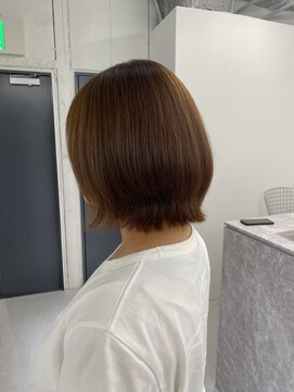 ヌーヴェル(nouvelle) レイヤーボブ