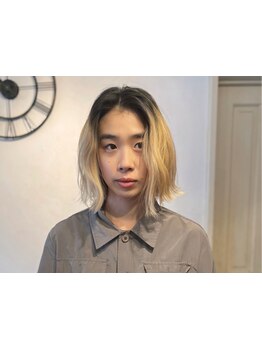 －ケアブリーチでつくり出す絶妙な色のバランス。私だけのお気に入りカラーを圧倒的技術でご提案－