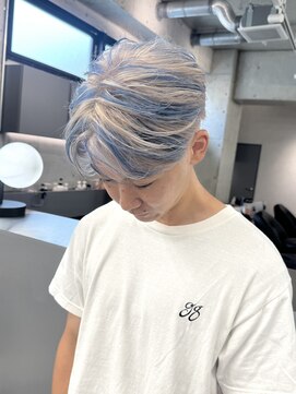 ローレン(Lolen.) ブルーとホワイトのデザイン ふじゆー