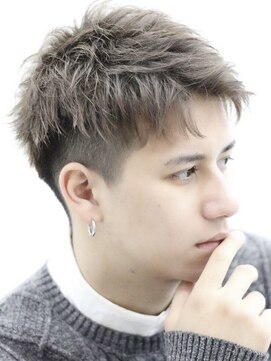 フィフス 天神大名(fifth) 天神スパイキーショートツイストスパイラルパーマフェードカット