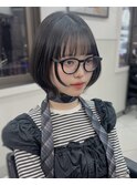 顔まわりレイヤーが映える！短めボブカット♪