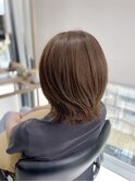外ハネ、くびれミディ
