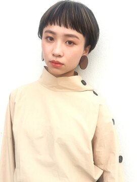 ラパンセノアール(LA PENSEE NOIR) ぱっつんバングショート