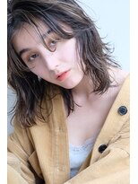 ラレイ(Lalei)&nbsp;【表参道/青山】ハイライト×くびれセミディ【ささき】