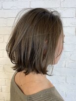 マフェ(mahae) ウルフボブ×サファイアグレージュ