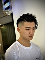 サリュー(SALUT)&nbsp;ハードパートフェード×スパイラルパーマ