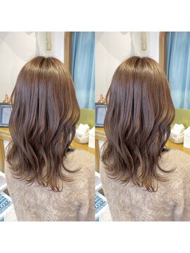 ロンドアベニール 北千住(Lond avenir) ワンブリーチ　ミルクティーベージュ　西田大樹