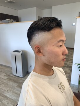 ヘアーサロン 銀 スキンフェード！