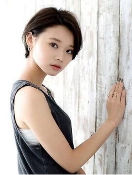 オレロ 国立(olelo) 大人ガーリー/似合わせカット/リバースセンターパート/国立