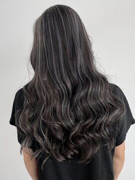 リトバイプティパ(Lit by petit-pas) 外国人風コントラストハイライト☆グレージュカラー