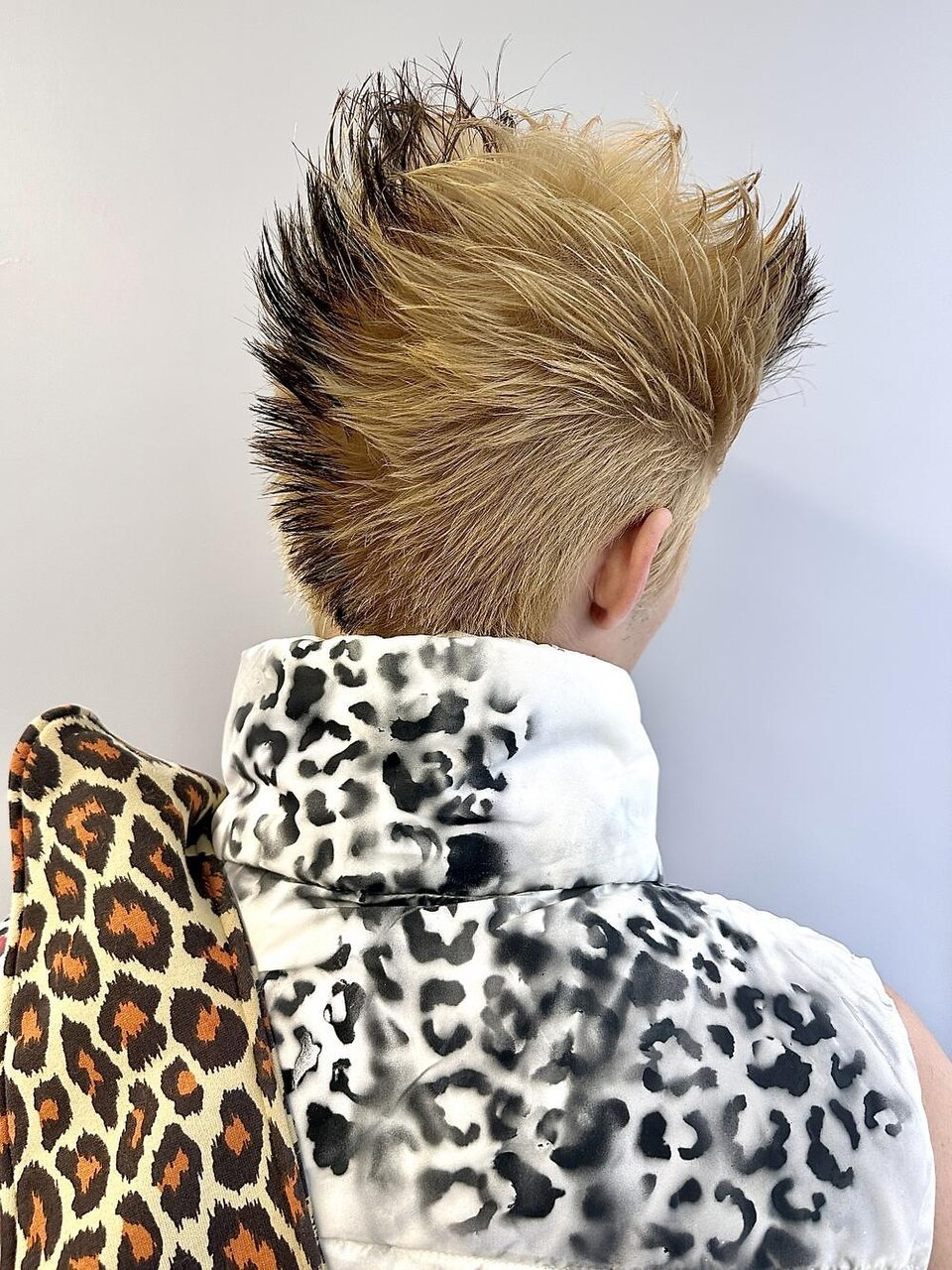 ストロングソフトモヒカン角刈り：L188512404｜レコ 渋谷(LECO)のヘア