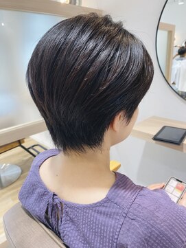 エルビアジェ(el viaje) 《el viaje》大人ショート/コンパクト/グレージュ