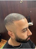 MEN’S外国人風ボーズバズカットハイスキンフェードカット