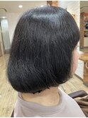 ミディアムマッシュボブ