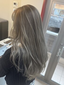 ヴァイオレット(VIOLET) ハイライト