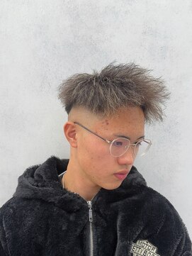 ルースト 西院店(ROOST) MEN’S HAIR/ツイストスパイラル/ホワイトハイライト/西院/眉毛