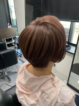 ルシック(LE CHIC) ショートススタイル/髪質改善/白髪ぼかし/チェリーレッド