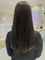 クララ ヒロシマセカンドフロア(CLALA Hiroshima 2nd floor)&nbsp;透明感カラー／シアーグレージュ／ロングヘア／ブリー無しカラー