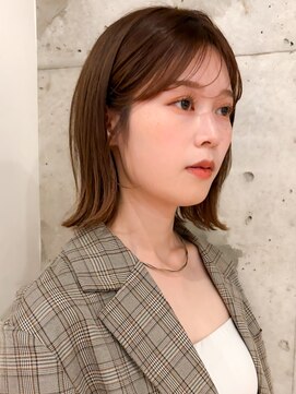 ガーデンヨコハマ(GARDEN YOKOHAMA) 外ハネボブ　シースルー前髪　顔まわりカット　くびれレイヤー