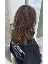 エミュ 表参道 青山(emu)&nbsp;外国人風ハイライト透明感カラーレイヤーカット表参道