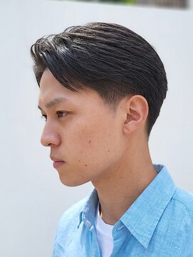ワンワンオー バーバーショップ 長浜店(@110 BARBER SHOP) センターパート