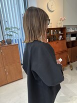 ホミ(FOMI) ボブ+ケアブリーチハイライト