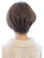 レウナ 外苑前(Reuna)&nbsp;３０代・４０代にオーダー多い後頭部を綺麗に見せるスタイル