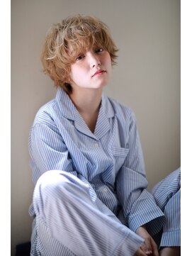 ラべリー 池袋(LOVELEY) 切りっぱなしボブ　ヘアカラー　【池袋】