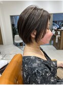ボブカーキグレージュマッシュショート大人かわいい