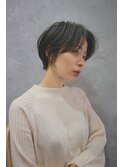 大人可愛い20代30代40代黒髪前下がりショートボブ丸みショート◎
