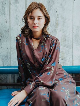 アデリタ(Adelita) 柔らか大人ミディ