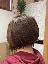 ユッカ エコル 塚口(YUCCA ekolu)&nbsp;【ekolu 三好】丸みショート/小顔ショート/ミントアッシュ/艶色