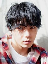 ライラ(Lyla)&nbsp;無造作　ヌケ感　リラクシーソフトツイスパマッシュウルフ