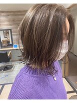 イージス(EZs)&nbsp;スモーキーベージュ/切りっぱなしボブ/透明感カラー