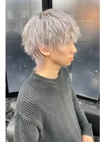 リア 大阪梅田(Ria)&nbsp;～波巻きシルバーカラーウルフカット～【Ria 大阪 梅田】