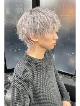 リア 大阪梅田(Ria) ~波巻きシルバーカラーウルフカット~【Ria 大阪 梅田】