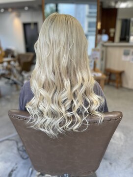 フツーロ 栄(FUTURO) プルエクステ　ハイトーン