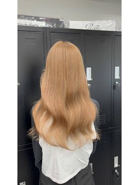 ワンズ ナゴヤ ヴィラ 名古屋栄(ONE's NAGOYA VILA) シアーカラー/カール/セミディ/姫カット