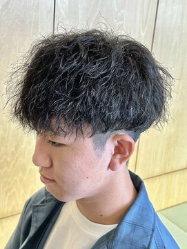 ニアウ 伊勢崎連取店(Niau) 波巻きスパイラルパーマツイストスパイラルパーマシャドウパーマ