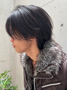 ピア ヤクイン(Pia Yakuin) シースルーボブウルフ