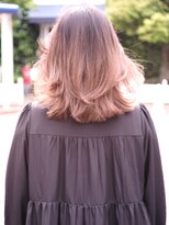 ビュートリアム 福岡(BEAUTRIUM) 乾かすだけで決まる顔まわりにレイヤーを入れた大人ロブヘアー