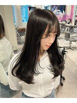 ユーフォリア 渋谷グランデ(Euphoria SHIBUYA GRANDE) レイヤーカット オリーブカラー 艶髪 透明感 YUKI