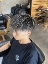 ヘアーアートパーリオ 駅南店(hair art PALIO)&nbsp;White highlight × twist perm