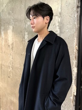 オルカ(ORCA) センターパート　ダウンパーマ　韓国ヘア　新宿　南川聖華