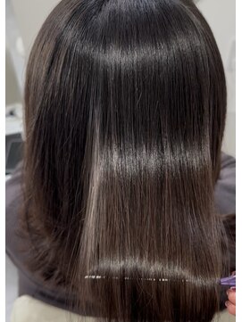 マイン(mine) 美髪矯正は毎日巻ける！その日の気分で♪