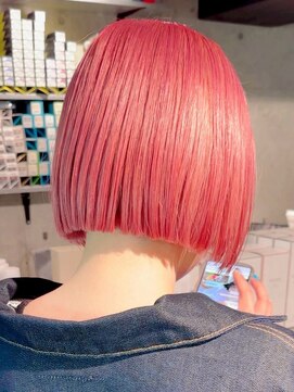 ルート 南堀江(route) 切りっぱなしボブ/ダブルカラー/ピンクヘア/髪質改善