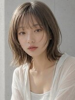 ヴェイン 渋谷(vain)&nbsp;レイヤーボブ シースルーバング 外ハネ ミルクティーグレージュ