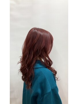 ヘア プロデュース アイモ(Hair Produce Aimo) ふんわりカールのピンクハイレイヤー☆